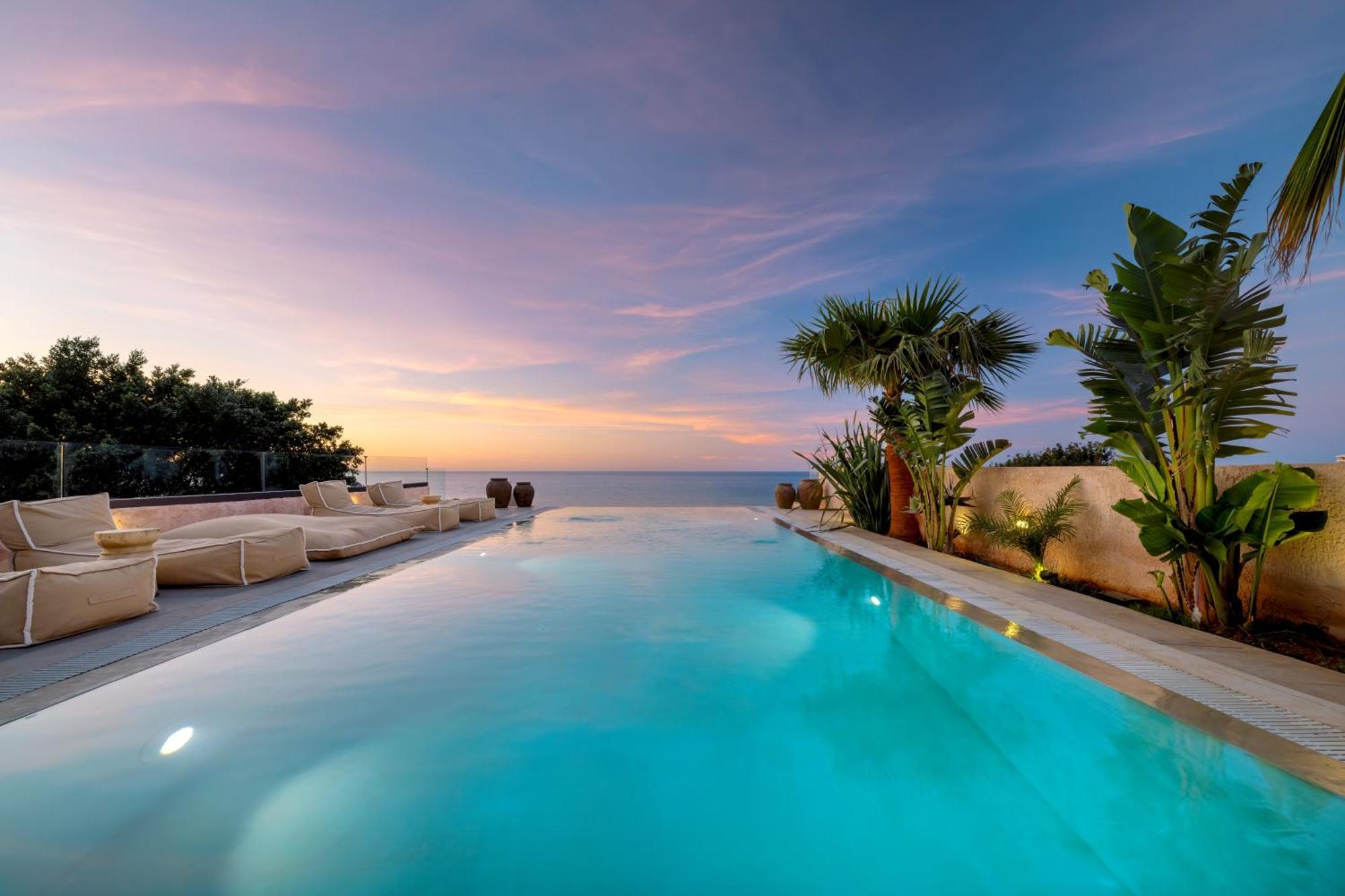 Casa Tequiero, An Ethereal Seaview Retreat, By Thinkvilla Hersonissos  Eksteriør billede